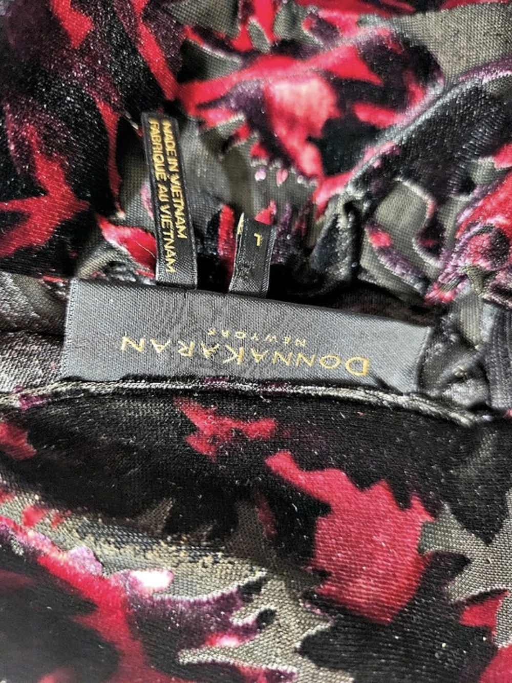Donna Karan Burnout Floral Cold Shoulder Tunic Velvet Black & Red Size Large EU - Picture 6 of 7